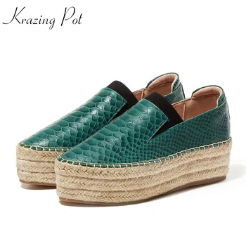 

Krazing pot new genuine leather prints skin loafers solid round toe slip on platform preppy style young lady superstar pumps L02
