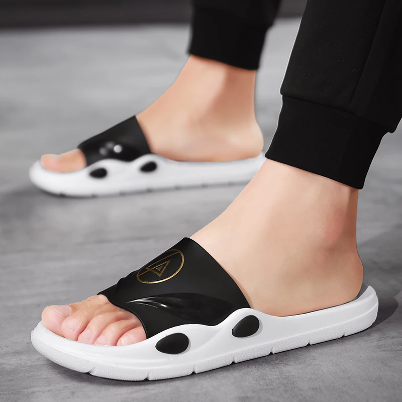 

Slippers Men Shoes Summer Unisex Outdoor Chanclas Male Couple Beach Sandals Fashion Non-slip Floor Flip Flops impenetrable clogs
