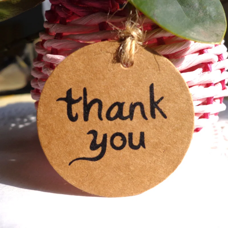 

100pcs Dia 4cm Round Kraft Paper Handmade Hang Tags Thank You Merci Gift Tag Label For Wedding Candy Baby Gifts Products Tagging