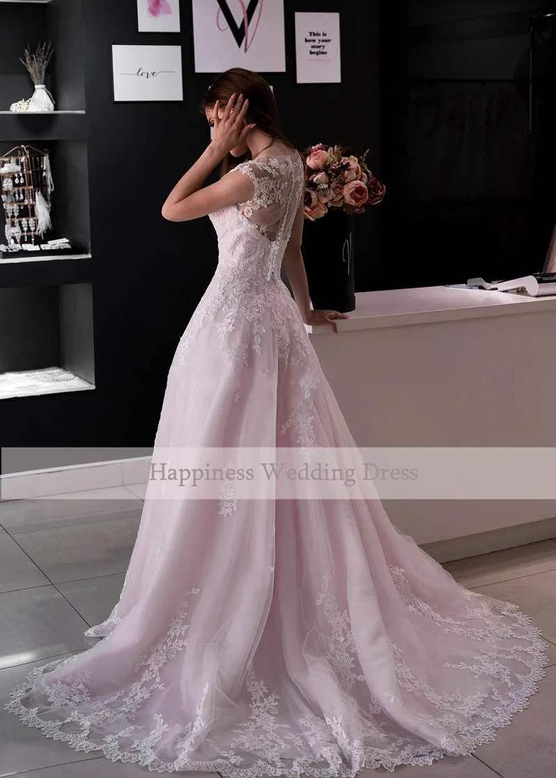 Booma-Pink-Wedding-Dresses-Lace-Appliques-Tulle-Button-Illusion-Bridal-Gowns-Boho-Vestido-De-Noiva-Court (1)