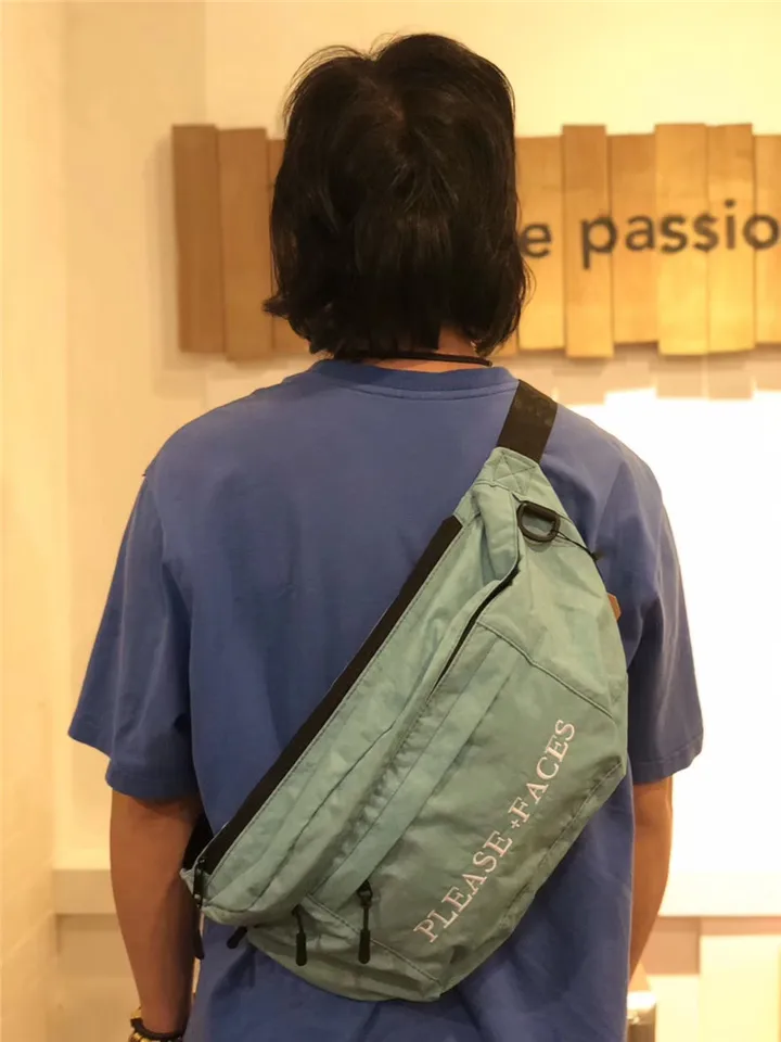 places plus faces shoulder bag