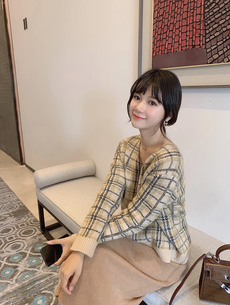 Mishow зимнее винтажное клетчатое вязаное пальто Женская мода Vneck однобортный длинный рукав плотный Кардиган Топы MX19D5631
