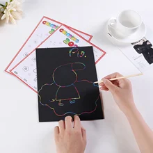 30 шт. Детские радужные скретч-арт-карты красочные игрушки для рисования+ 5 полых шаблонов+ 3 бамбуковые ручки для поделок детский подарок