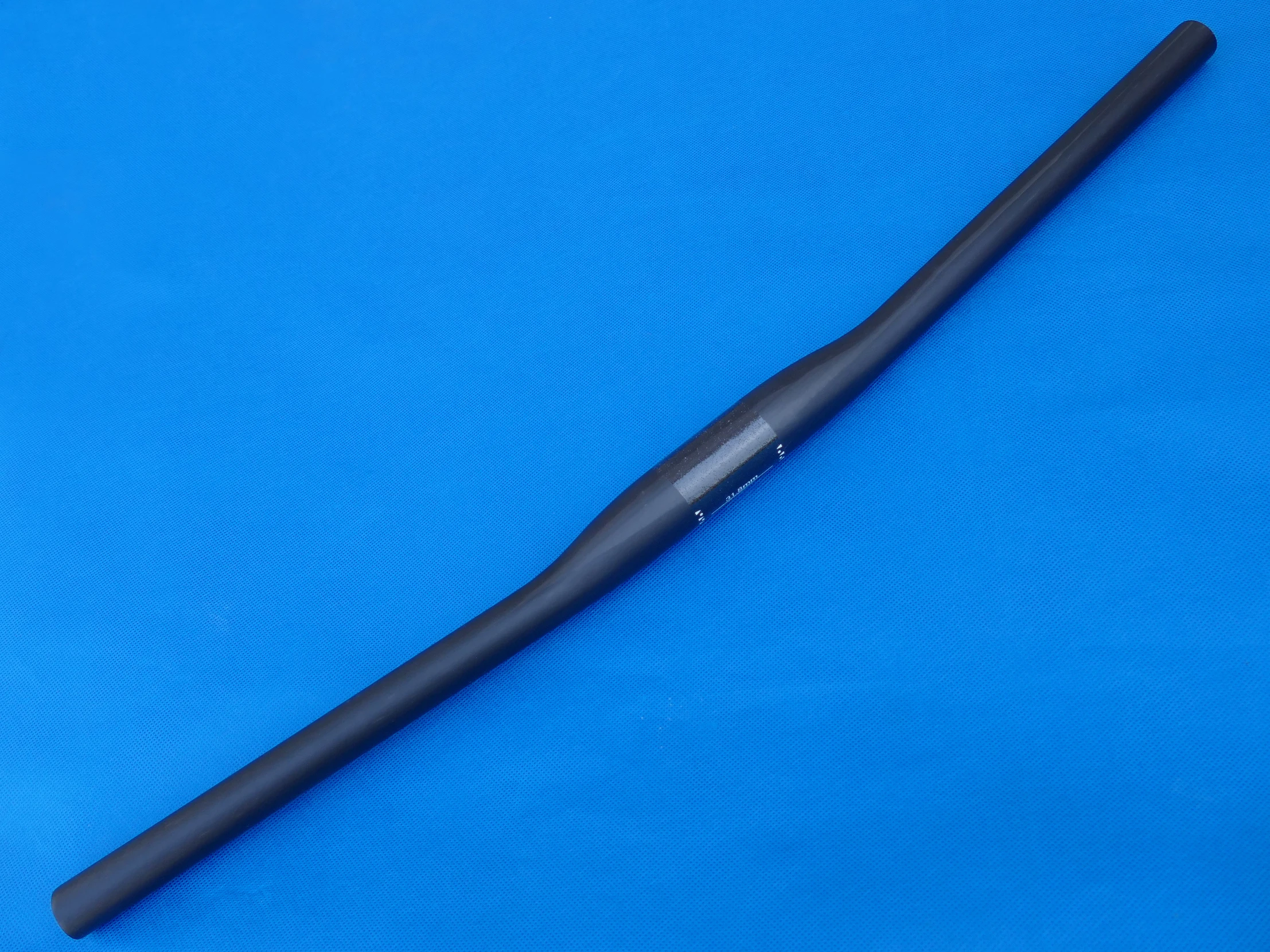 

New Full Carbon MTB Mountain Bike Flat Handlebar Glossy Matt Bike Bicycle Cycling Flat Handlebar Dia.: 31.8mm Bar Length 660mm
