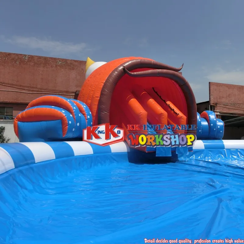 Рисунок 4 - Гигантский надувной осьминог