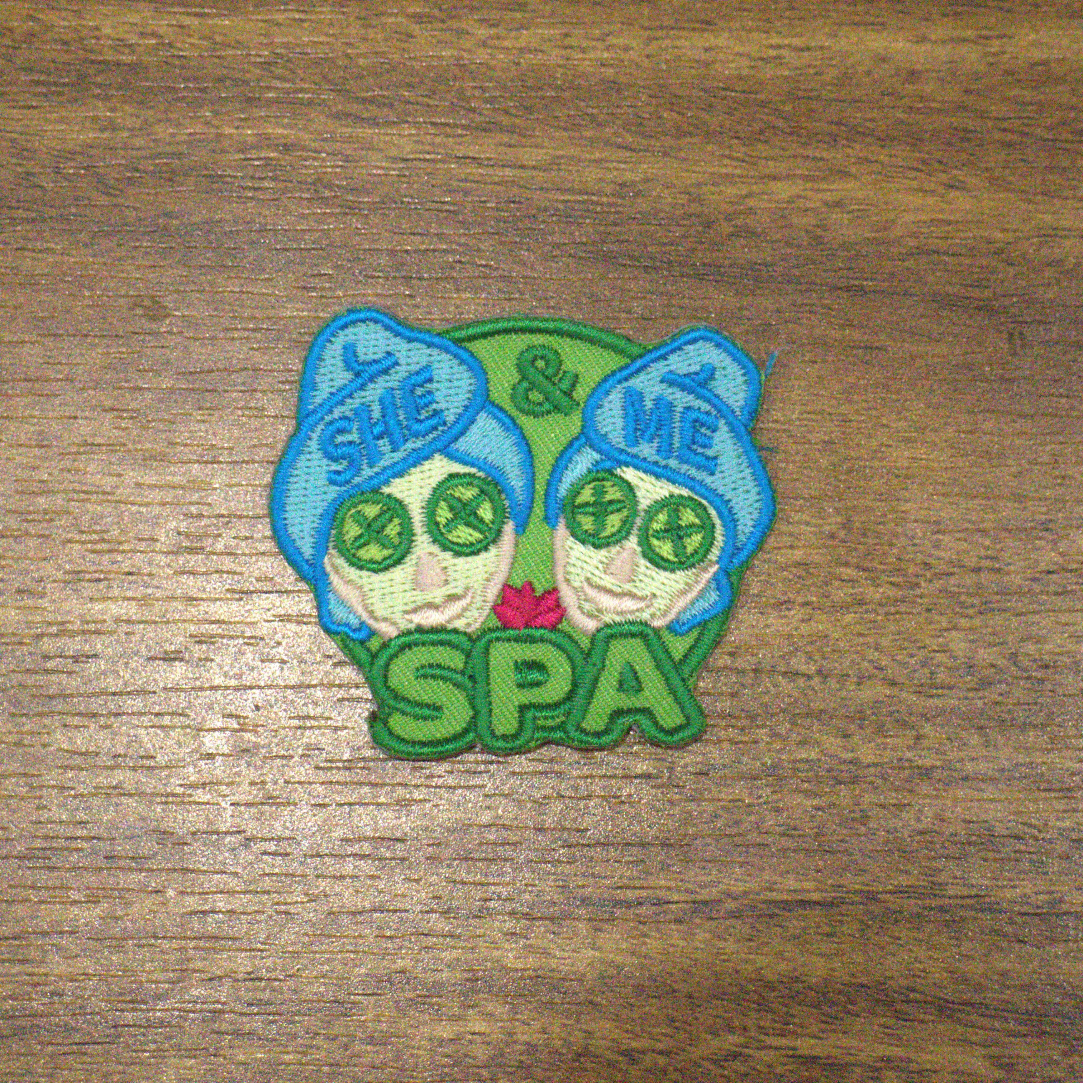 

Promotion Customization Iron-on Patches Embroidered Eco-friendly Handmade Appliqued Patch For Clothing 5