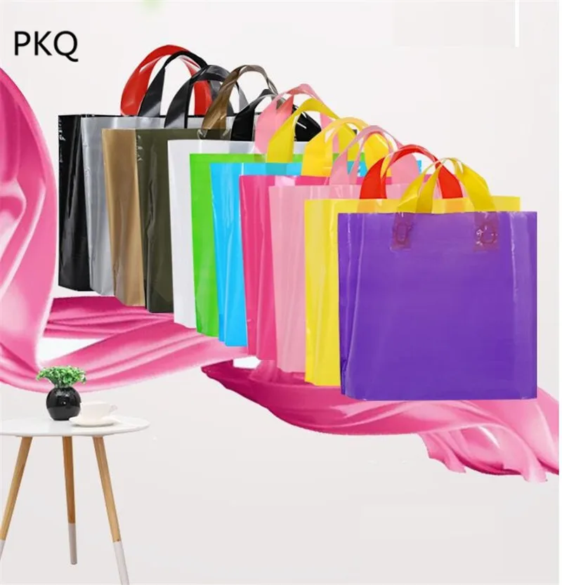 

30*20cm*8cm Large plastic bags with handle custom gift bags Plastic Shopping Bags with Handle promotion Packing Bag