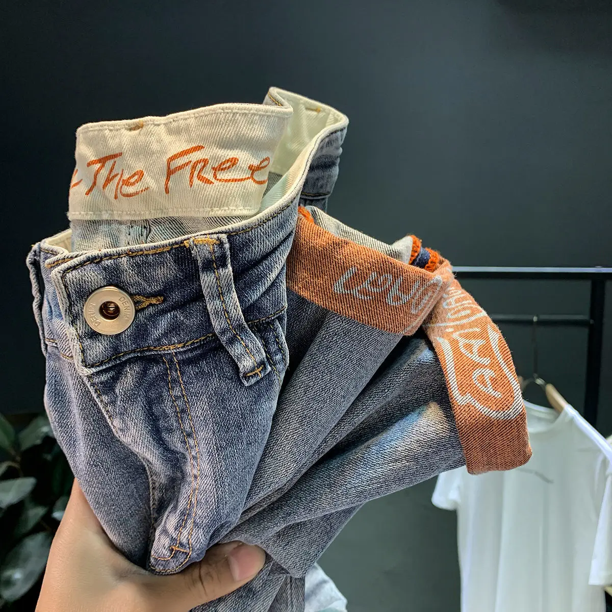 Ripped Denim jeans men's trendy brand loose summer thin elastic feet pants men's Korean harem teenagers cropped pants