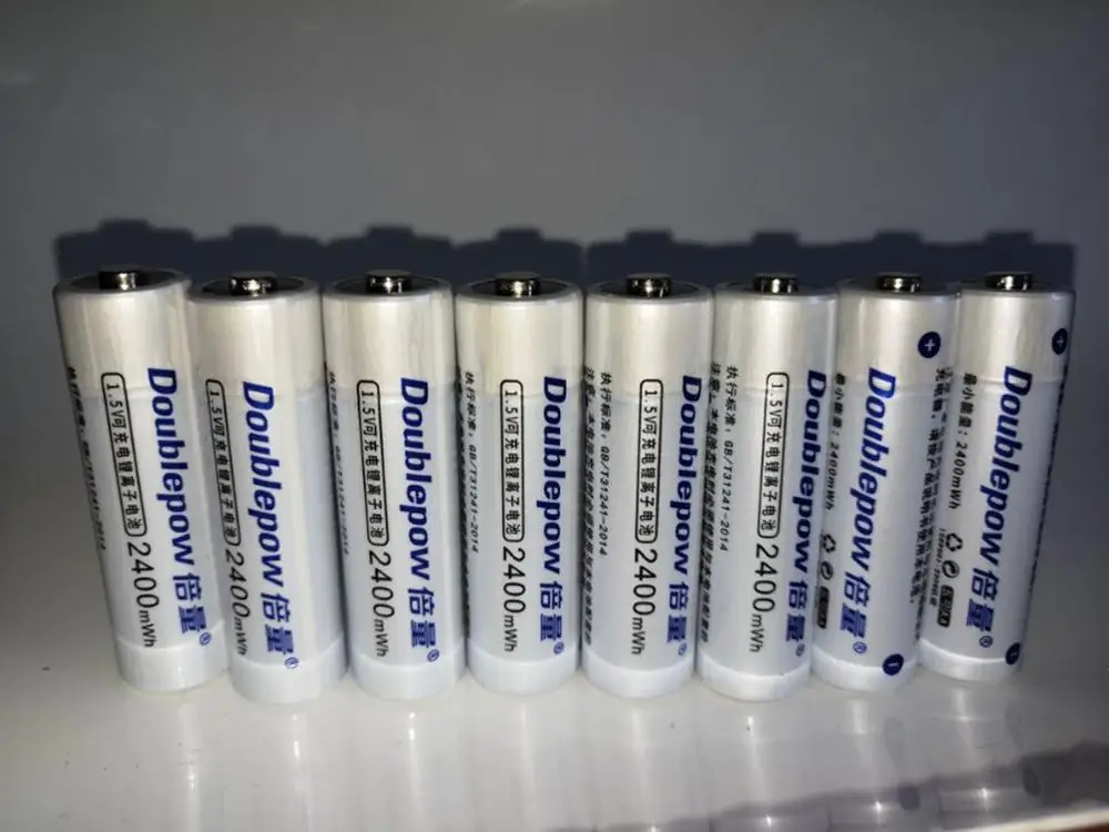 

8pcs/lot Large-capacity 1.5v 2400mWh AA rechargeable battery Lithium battery is quickly charged by AA AAA smart USB charger