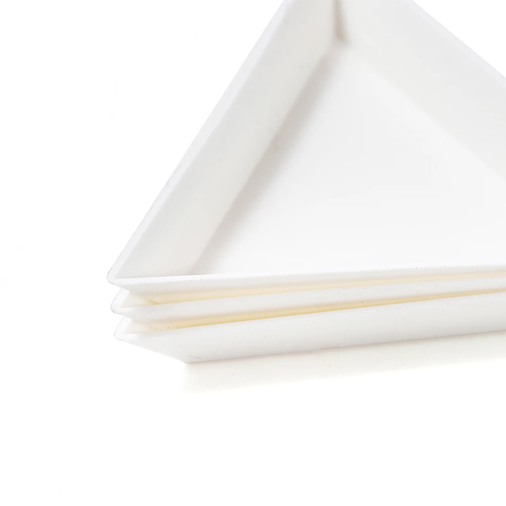 Рисунок 5 - Треугольная Круглая Пластина для украшений