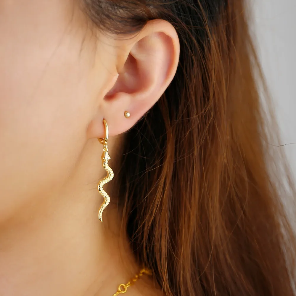 Gold Plated Serpent Earrings Farfetch Accessoires Schmuck Ohrringe 