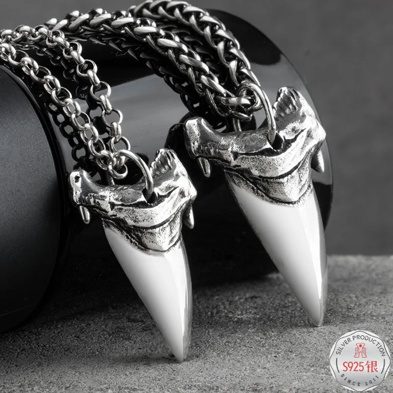 

Origional Design Hot Selling Shark Teeth Pendant Men S925 Silver Retro Thai Silver Necklace Choker Couples
