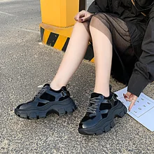 Женская обувь для папы на резиновой подошве; кроссовки на шнуровке; удобная женская обувь на платформе черного цвета; женская повседневная обувь из вулканизированной кожи; Женская Осенняя обувь из искусственной кожи