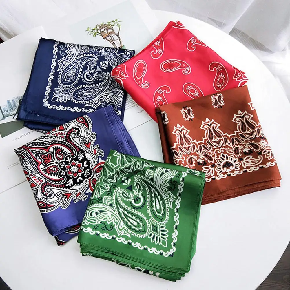 

Fashion Flower Print Square Bandana Head Wrapped Scarf Neck Mask Dress Accessories Imitation Silk Scarves Trendy For Ladies