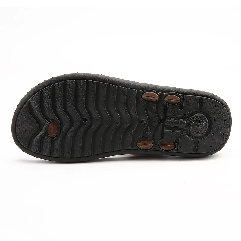 

2018 Summer Flip-flops MEN'S Slippers inflooring tuo Casual Cool Anti-slip Flip-flop Beach Slippers Men's R813