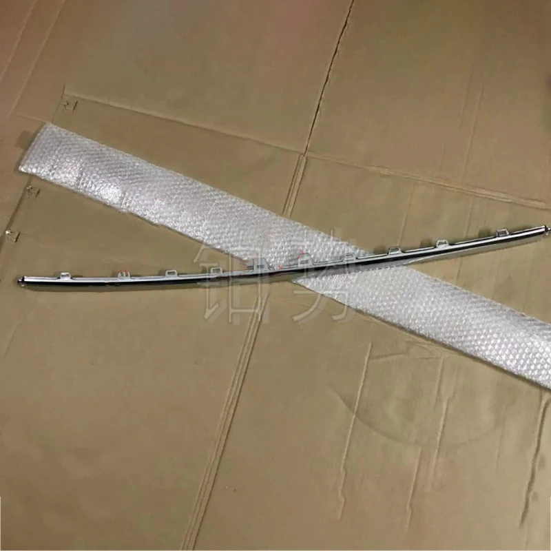 Car Decorative strip 2011-pub licP hae ton 4.2L 3.0TDI 3.6L 3.0L rear bumper plating trim protection molding | Автомобили и