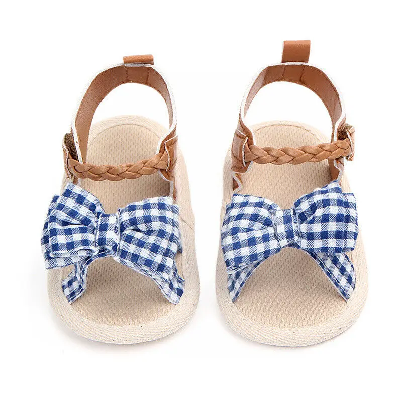 Покроя Милый, для новорожденных; для малышей, для маленьких девочек мягкая подошва сандали для малышей летние туфли на плоской подошве с бантом-узел деревянные башмаки
