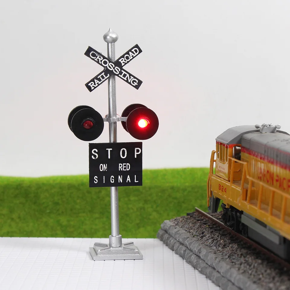 pics Railway Crossing Sign Board lot o scale railroad crossing signal 4