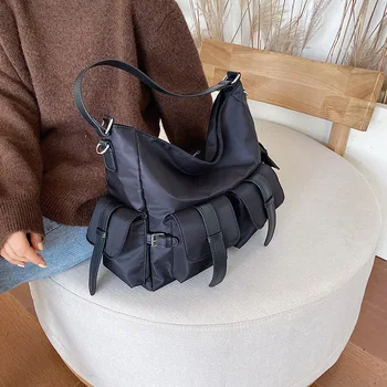 

2020 new simple fashion portable Oxford cloth female bag fashion shoulder bag female diagonal bag large capacity bag handbag