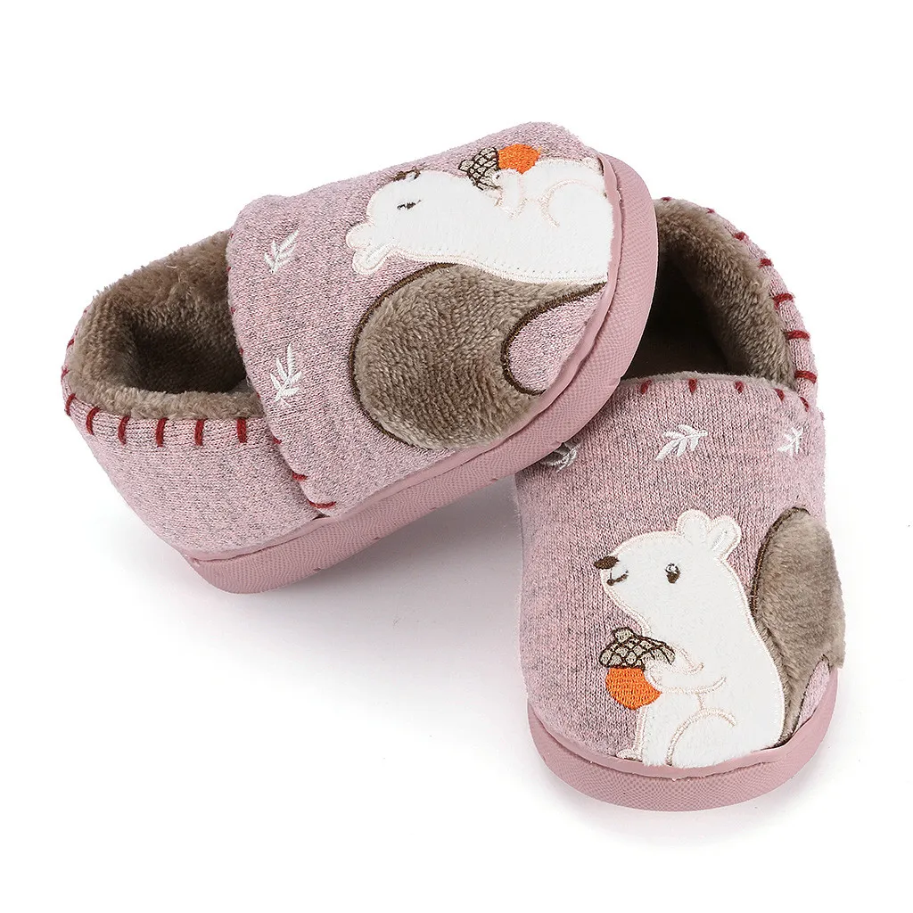 Тапочки для малышей Детские зимние штаны для мальчиков; модные туфли для девочек, теплые, милые, миленькие в японском стиле(«животное Домашние тапочки для отеля шлепанцы Zapatillas Bebe Kapcie