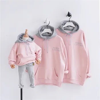 

Family Look Mommy And Daughter Matching Clothes Hoodies 2019 Spring Autumn Sweatshirt Fashion Father Son Matching Family Outfits