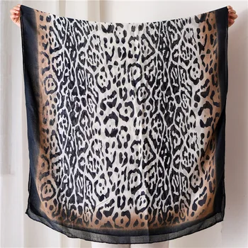 

2020 Luxury Brand Cotton Linen silk Scarf Leopard Print Sunscreen Shawls Fashion Soft Scarves women poncho winter cotton hijab