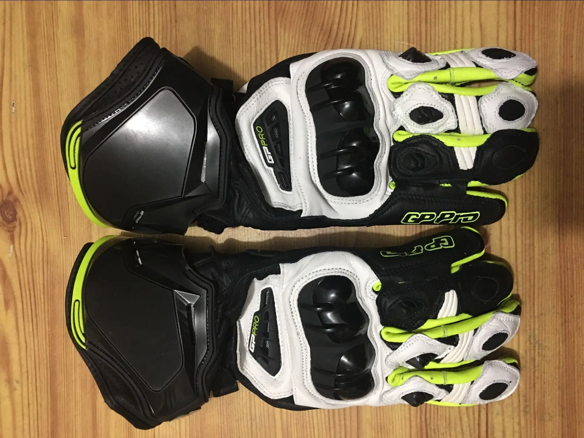

Alpine Leather GP Motorcycle Long Gloves Racing Driving PRO Motorbike Original Cowhide Gloves