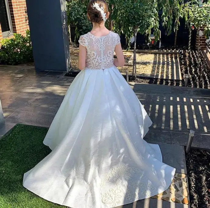 

Luxury Flower Girl Dresses Cap Sleeves Little Girl Dresses for Wedding Communion Pageant Dresses Gowns