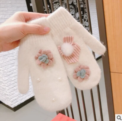 Winter Outwear Solid Floral Gloves