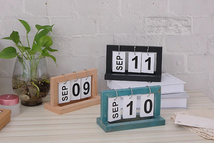 Wooden Flip Calendar Desktop Office Ornaments Creative Home Living Room Decor 