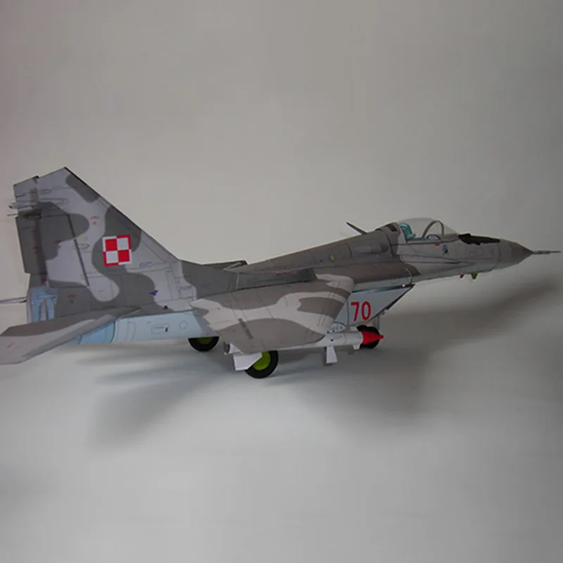 1:33 русский истребитель MiG-29 Fulcrum 3D модель самолета MIG29 Военная ручная литья под