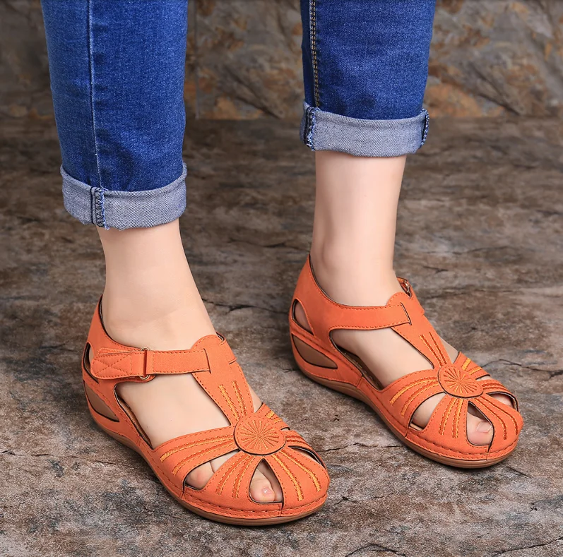 

Plus size46 Women Sandals 2020 Summer Handmade Ladies Shoe Leather Sandals For Women Flats Retro Style Soft Bottom Mother Shoes