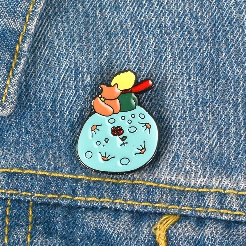 Металлическая эмалированная брошь в виде Розы планеты Маленького принца и