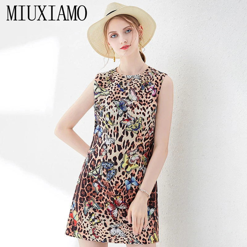 

MIUXIMAO 2019 Newest Fall Fashion A-Line O-Neck Sleeveless Butterfly Leopard Embroidery Diamonds Elegant Above Knee Dress Women