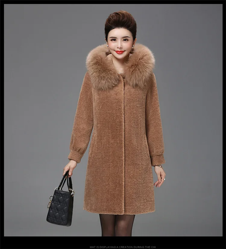 fox fur middle-aged fur one fur coat female long section granule sheep shearing mother coat large size coat