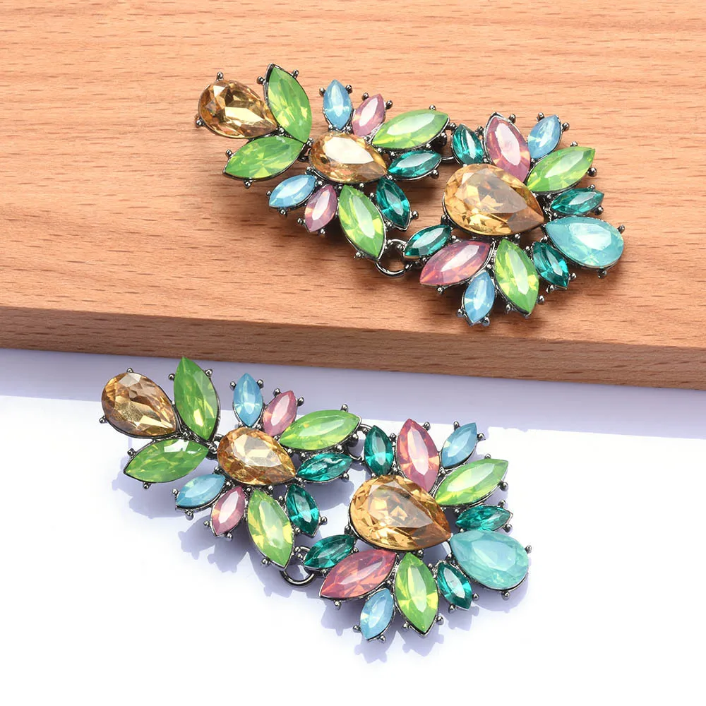 

Multicolor Luxury Rhinestone Women Drop Earrings Elegant Retro Lady Party Dangle Earrings Fashion Women Jewelry Hot Sale HT046