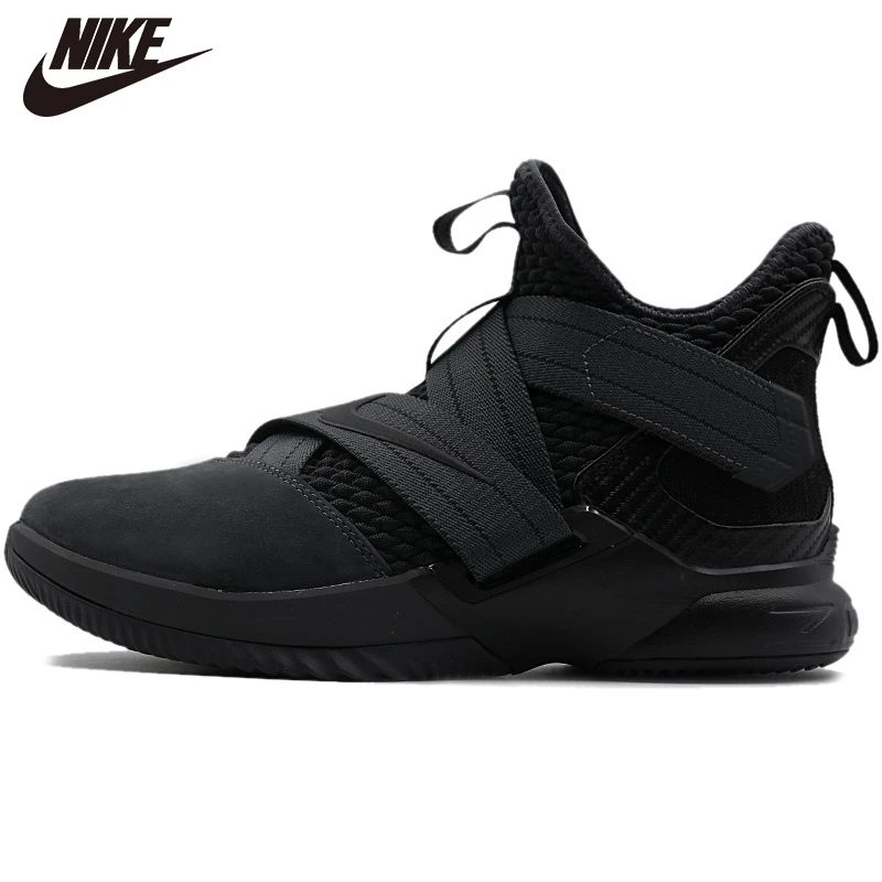 nmd r1 black and red