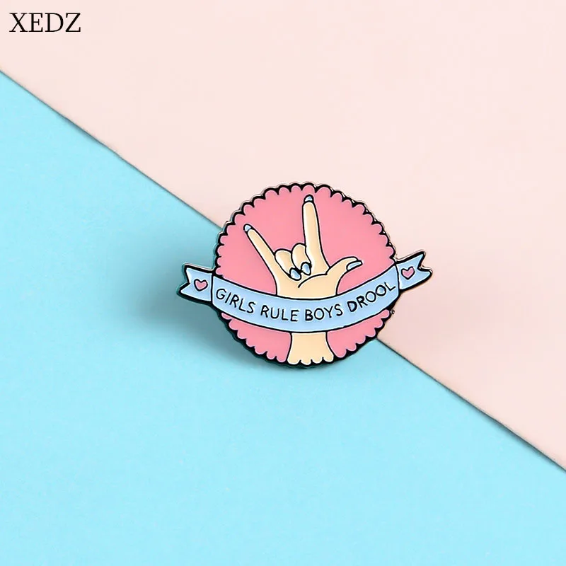 Новая Розовая Круглая лента XEDZ брошь для мальчиков девушек значок на шнурке