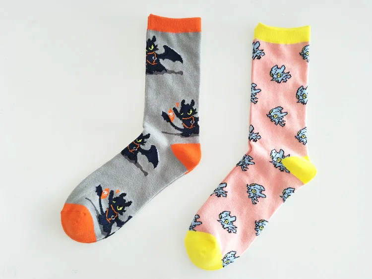 Модные новые европейские и американские хлопковые парные носки с героями мультфильмов мужские носки