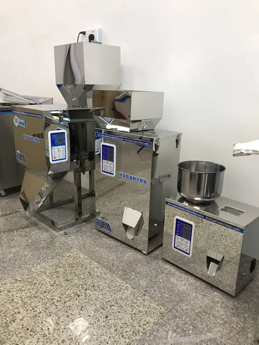 UDFZ-T999 автоматическая машина для взвешивания и наполнения