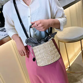 

Jin Mantang 2020 Summer New Fashion Straw Bucket Bag Female Bag Shoulder Messenger Woven Beach Bag Shoulder Portable Female Bag