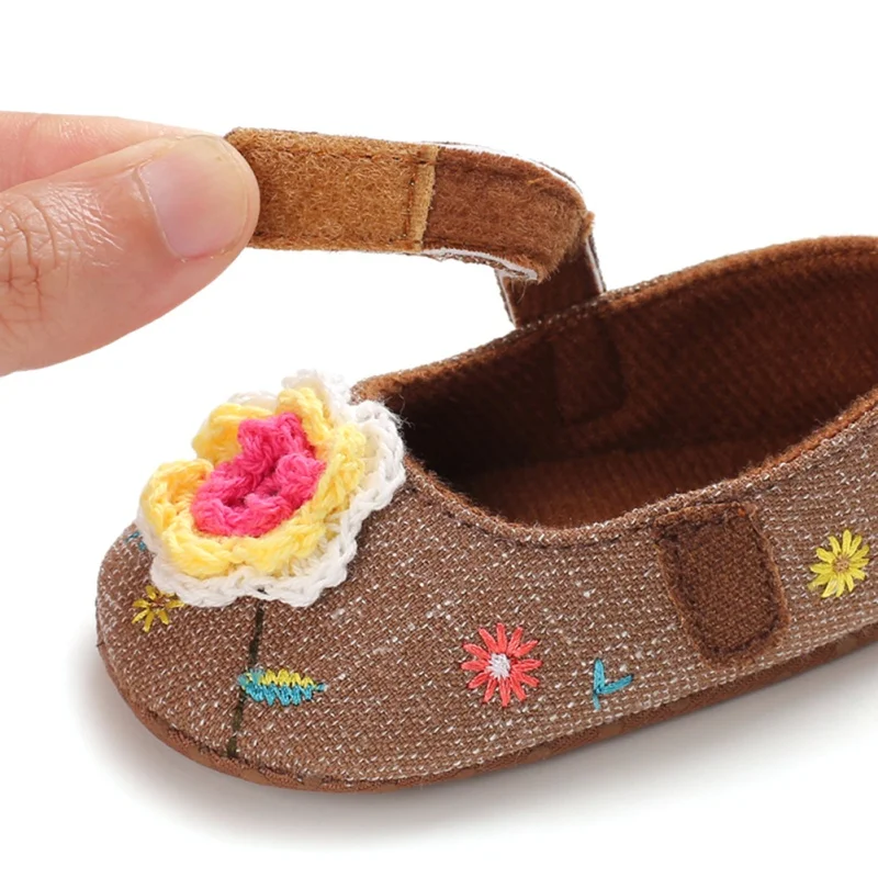 Sapatos de Caminhada Sapatilhas da Flor Sapatos de Sola Bebê Menina Anti-slip Sapatos Casuais Suave Sole Sneakers Outono Suaves Princesa 7 High Quality Mamãe e Bebê