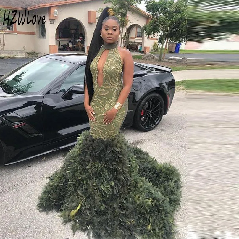 

Saudi Arabic Feather Prom Dresses With High Neck Keyhole Appliques Backless Mermaid Evening Dress Long African Party Vestidos