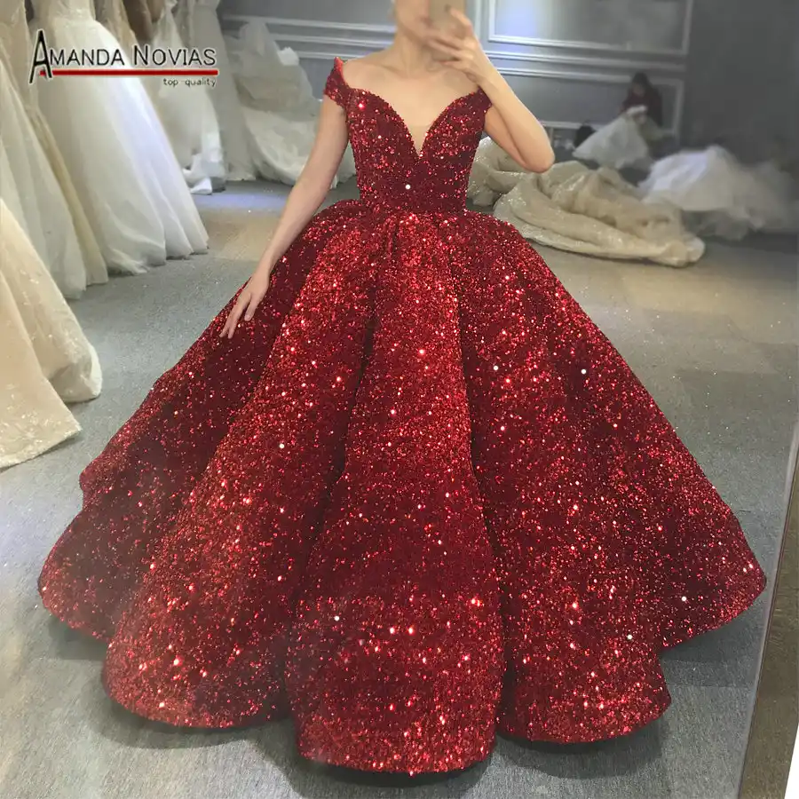 princesa com vestido vermelho