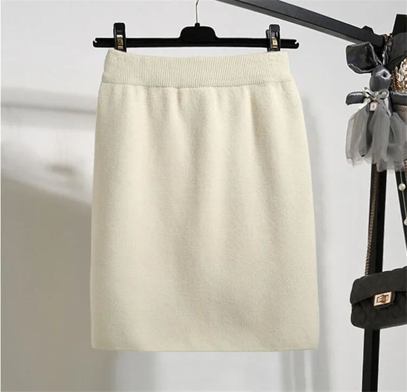 Beige 53cm Модная осенне-зимняя трикотажная Женская юбка в Корейском стиле, высокая талия, тонкая эластичная прямая юбка, утолщенная Сексуальная посылка, юбки в бедрах 3122 - Цвет: Beige 53cm