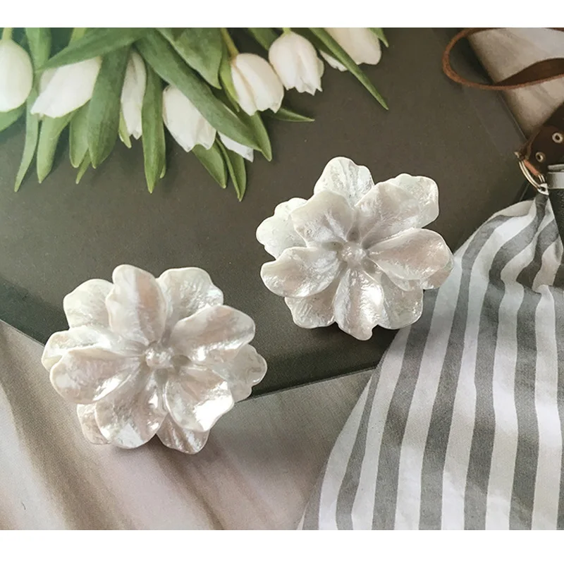 10357301442_2137497829