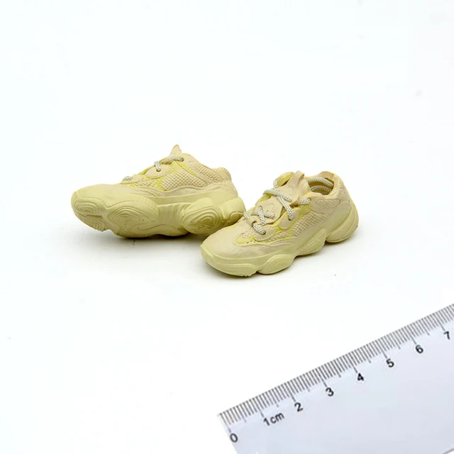 Mini Sneakers Keychain Gift Box 3D Shoes Model Bags Backpacks Decorative Ornaments Car Door Key Chain Surprise Gift For Lover No perforation A