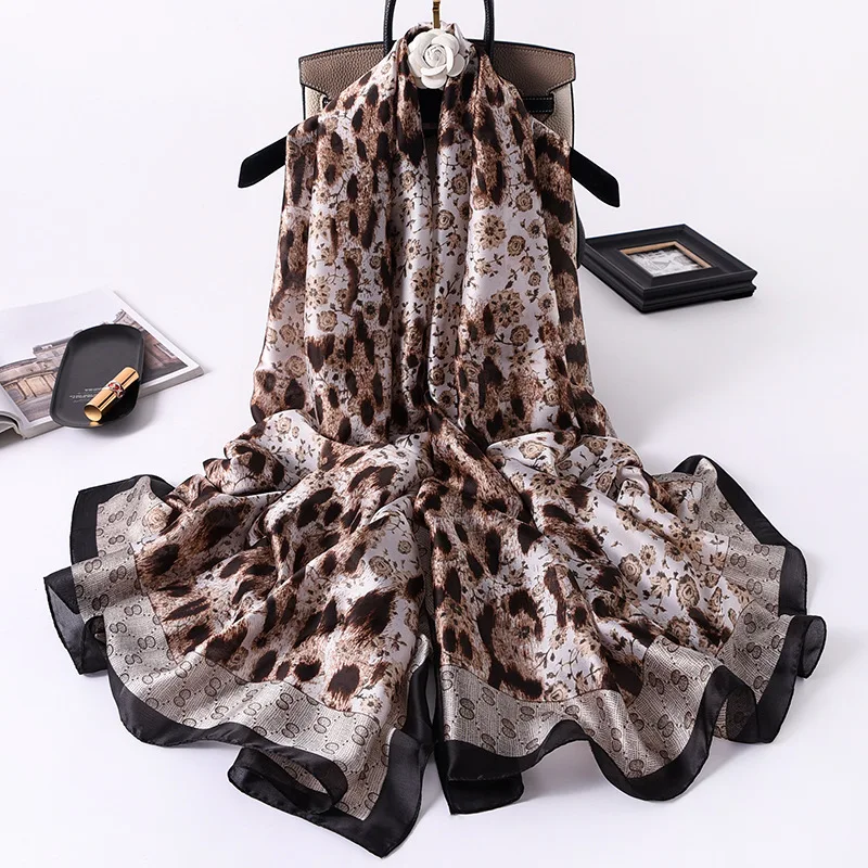 17008131863_2070773686