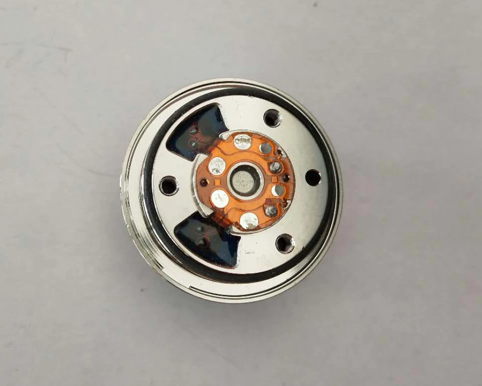 Шпиндельный двигатель жесткого диска. Гидродинамический подшипник hdd. Флекс маховик. Диск двигатель. Диск двигатель.