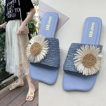 

Small Fresh Chrysanthemum Shape Wearing Sandals And Slippers Female 2020 Summer New Korean Version Of Fairy Style Vacation